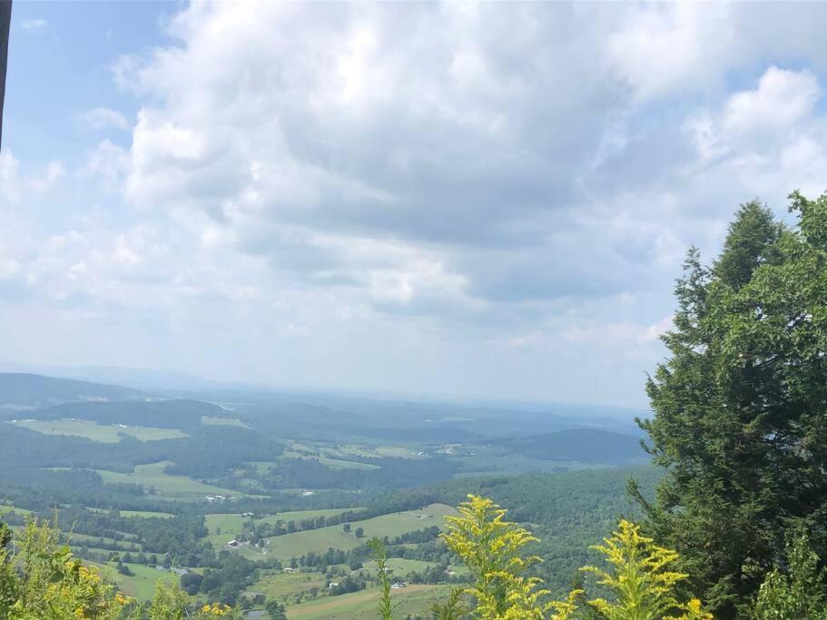 Small Town Hideaway Wyalusing ภายนอก รูปภาพ